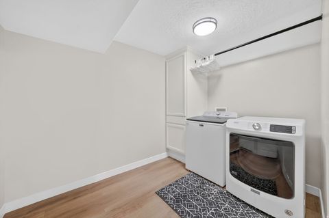 Tiny photo for 2004 E JUNIPER DR N, Eagle Mountain, UT 84005 (MLS # 2141727)