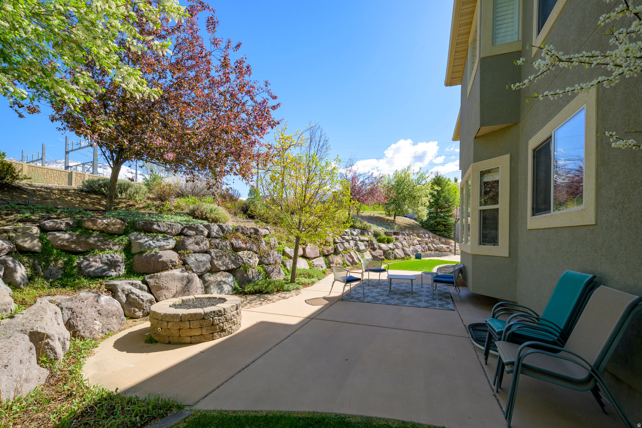 HIGHLAND HILLS - Residential