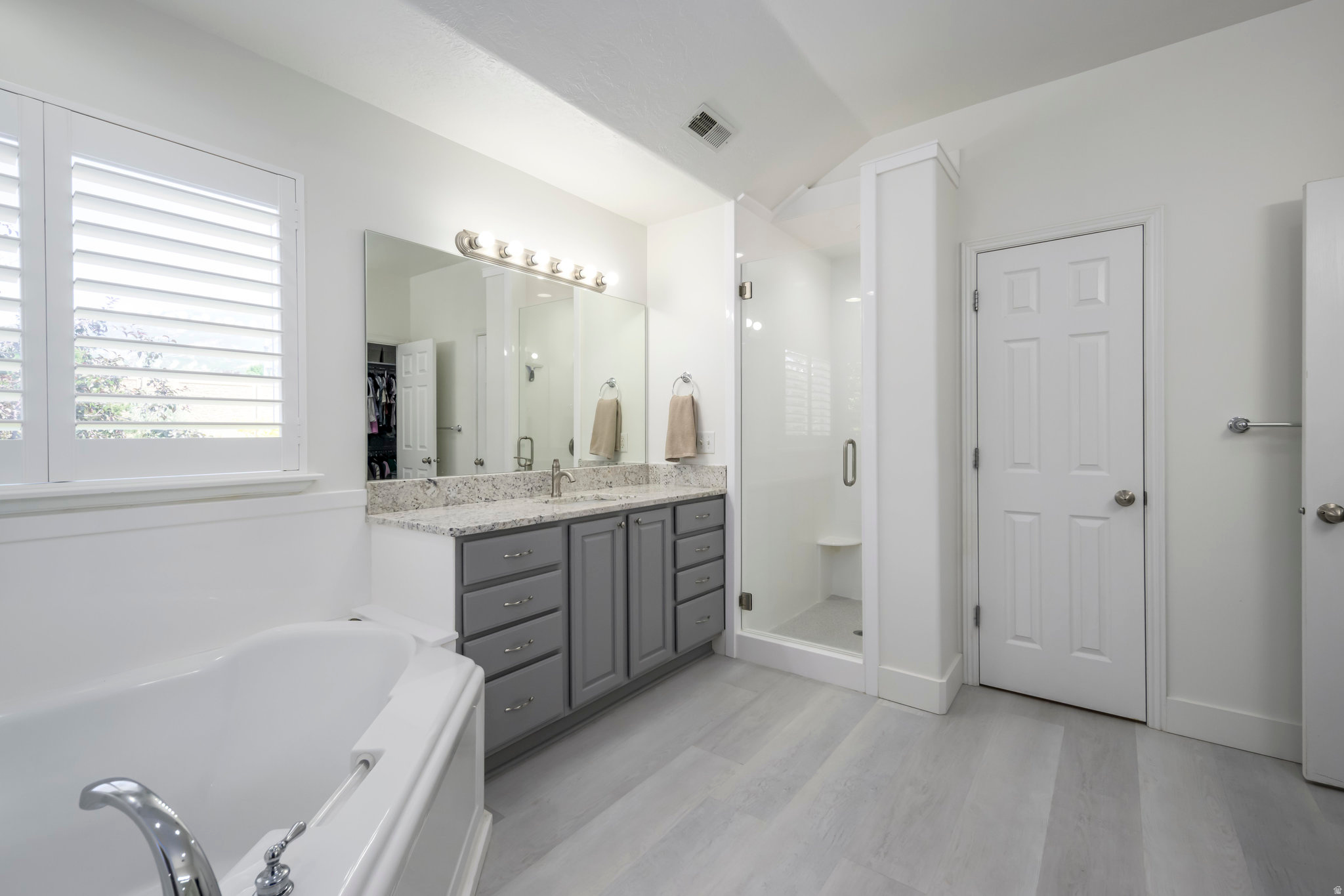 HIGHLAND HILLS - Residential