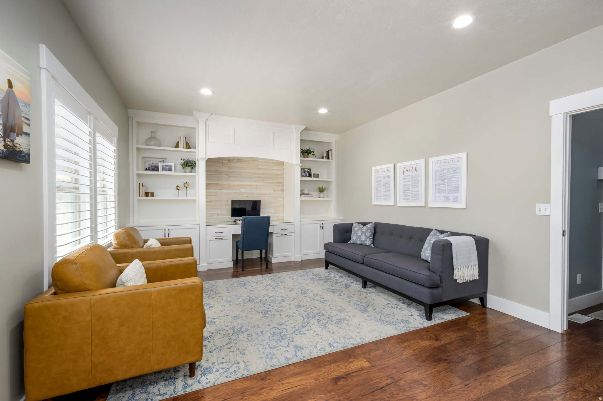 HIGHLAND HILLS - Residential