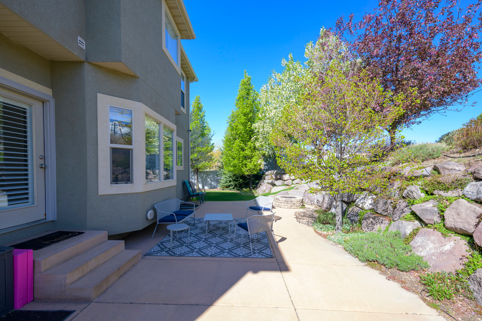 HIGHLAND HILLS - Residential