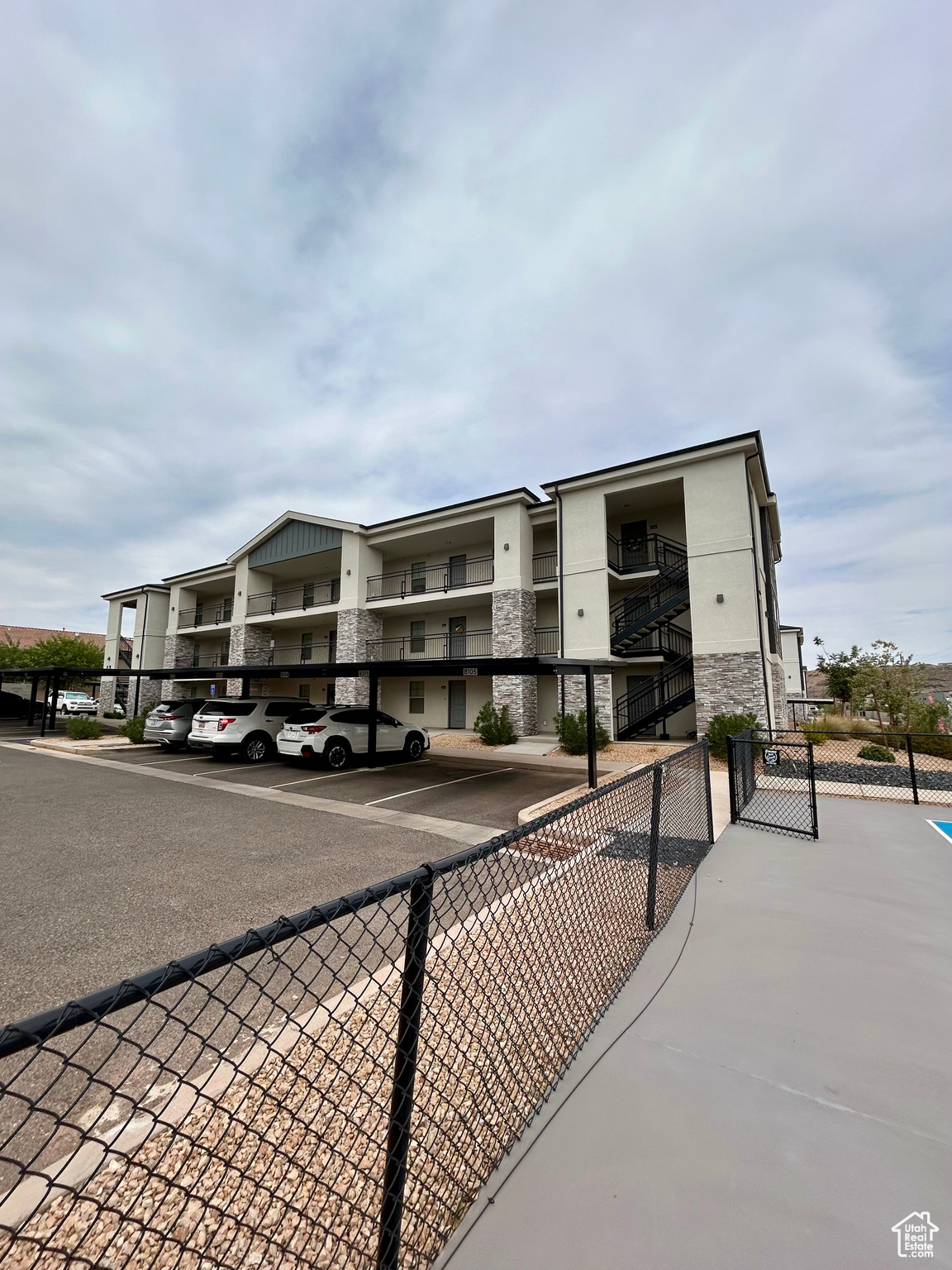 1167 E TELEGRAPH ST B 305