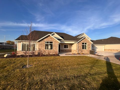 Condo For Sale - 9526 S Ember Glow Ct #C<br/> South Jordan, UT 84095