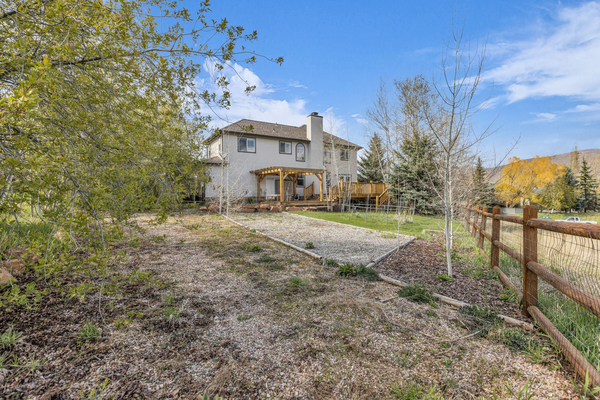 PINEBROOK - Residential