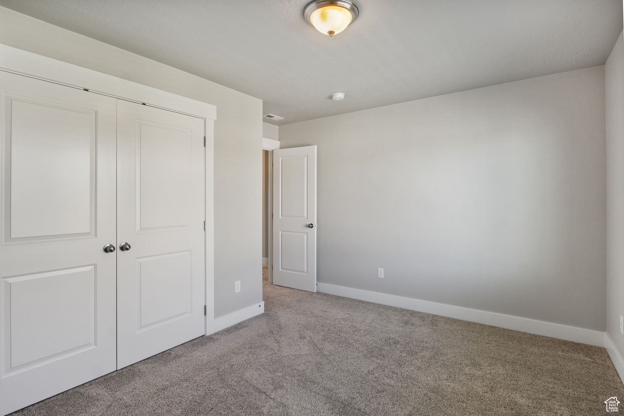 WILLOW PARK RIVER - Residential
