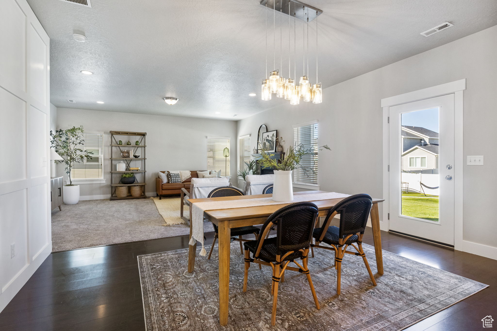 WILLOW PARK RIVER - Residential