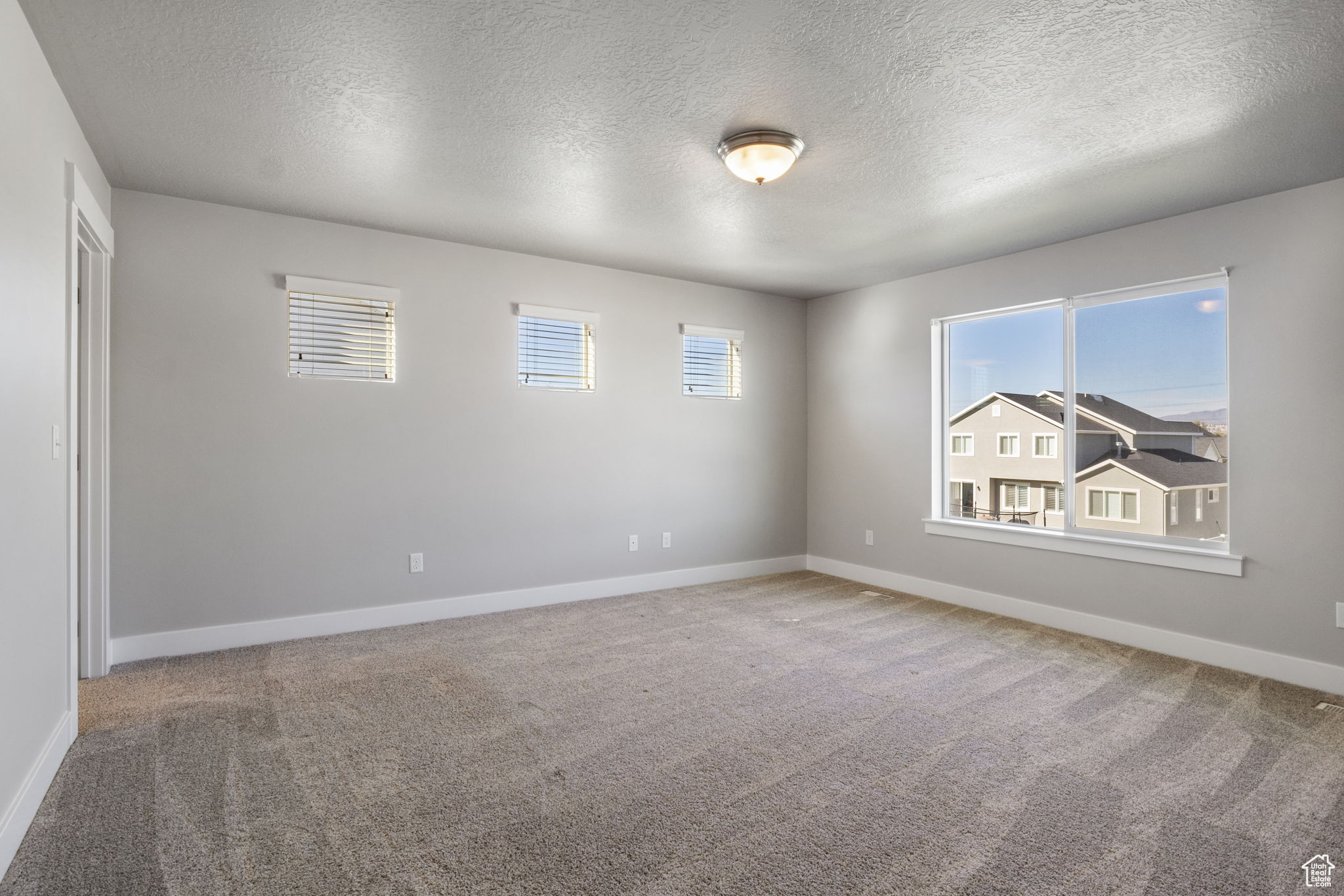 WILLOW PARK RIVER - Residential