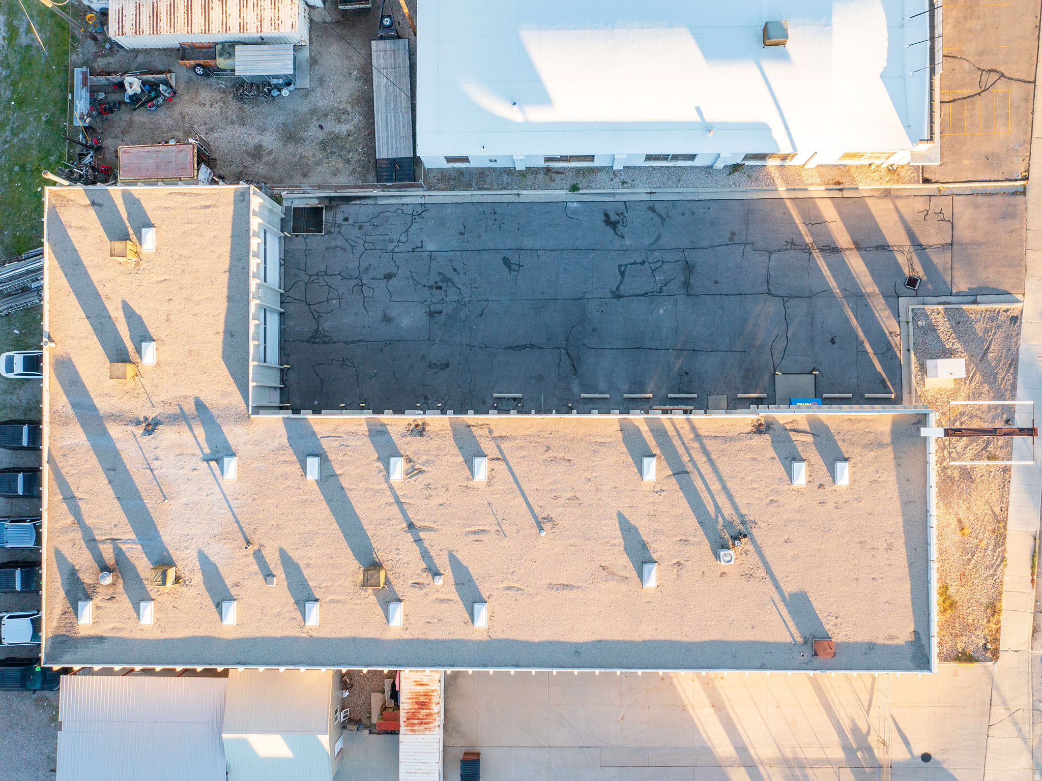 RIVERSIDE - Commercial Lease