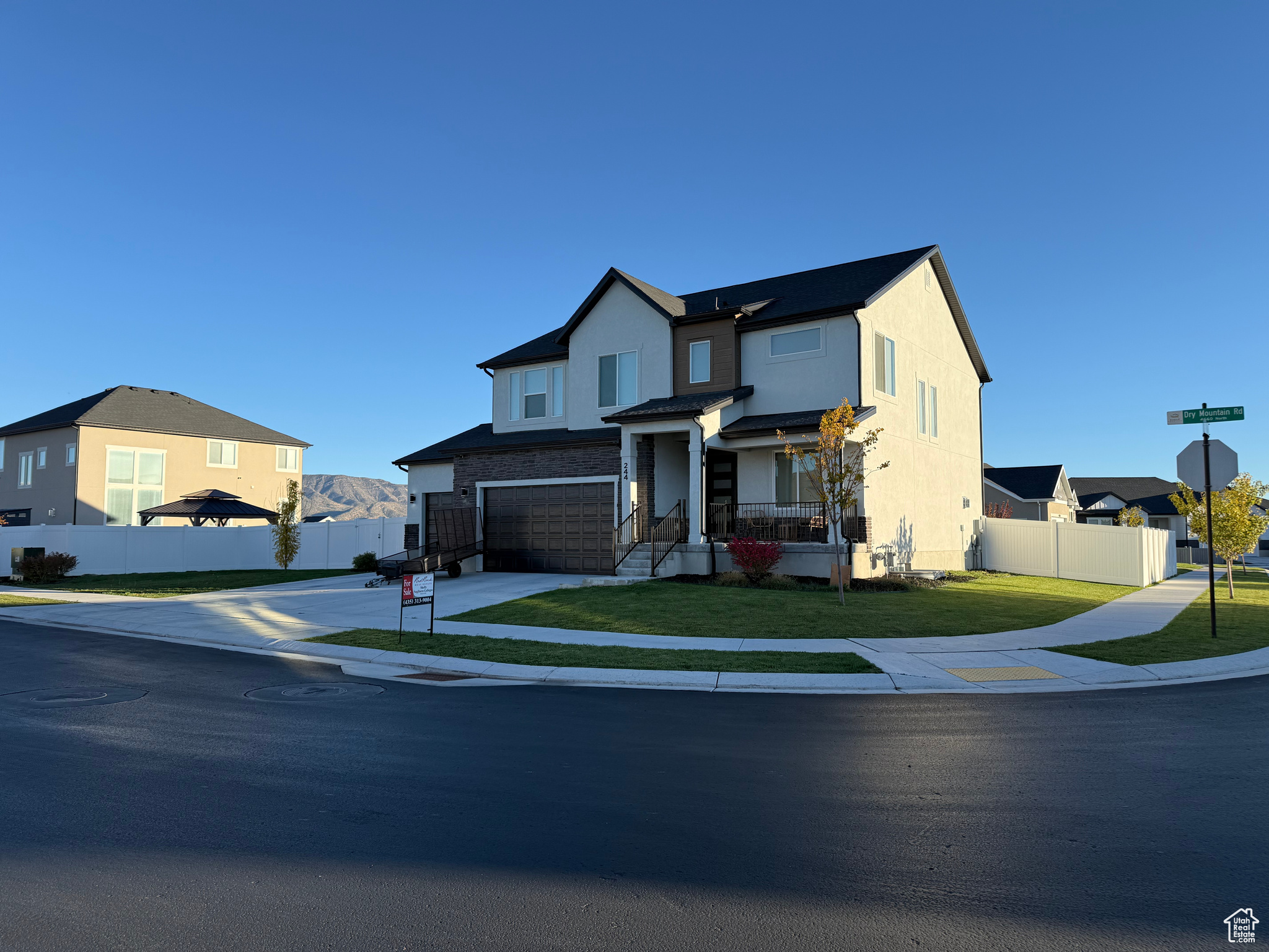 BRANDON PARK - Residential