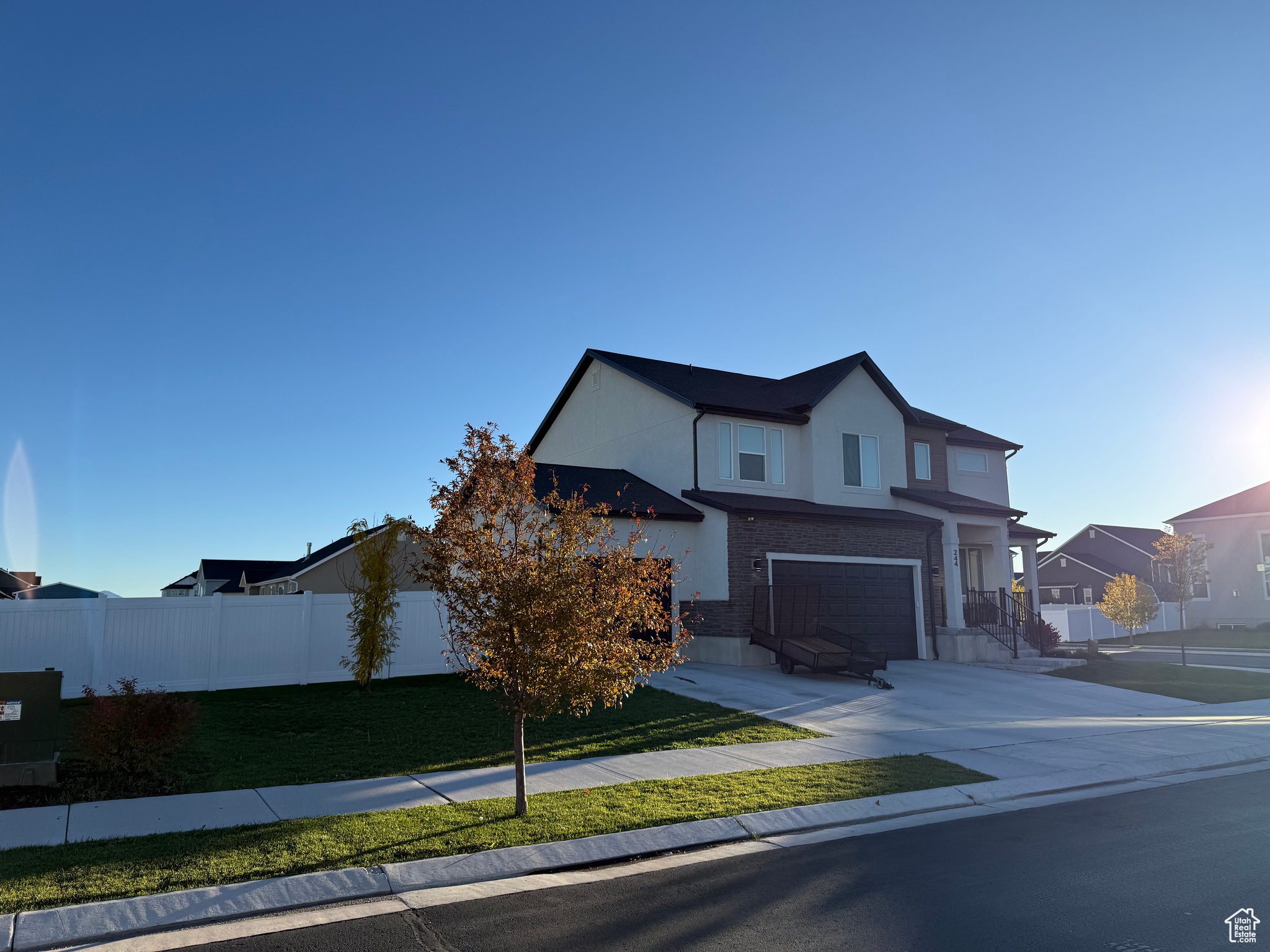 BRANDON PARK - Residential