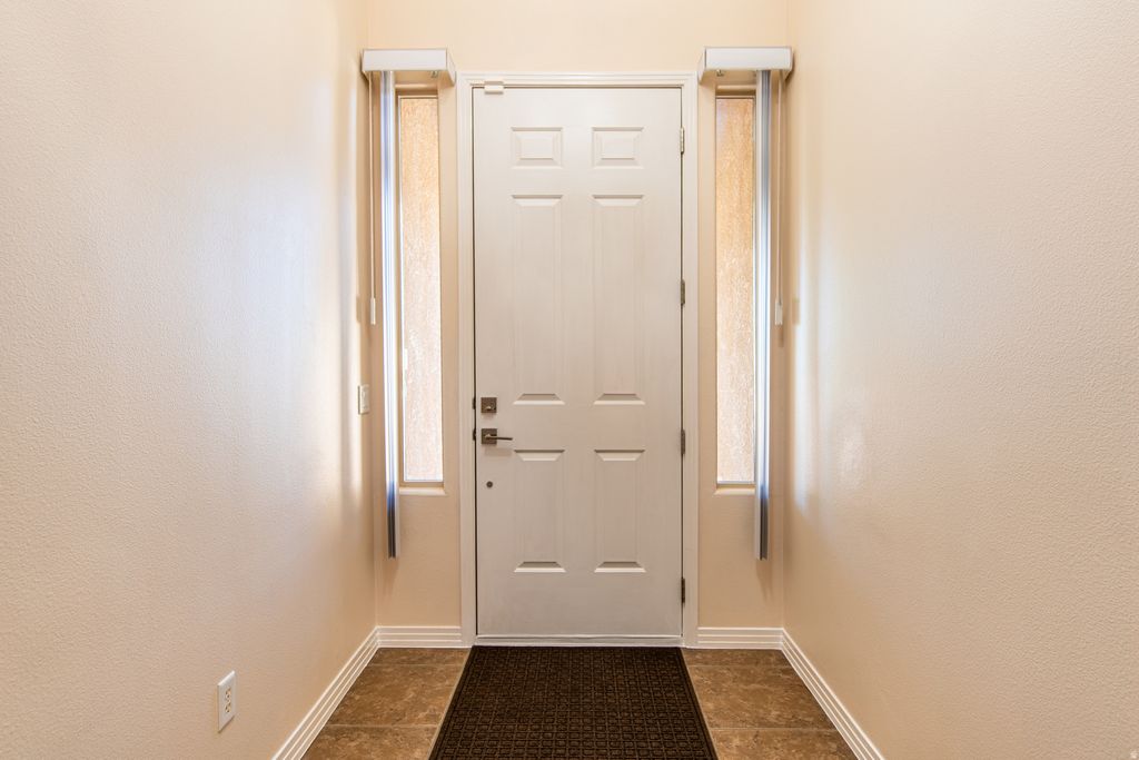 Photo of 1628 N 2130 W, Saint George, UT 84770 (MLS # 2149925)