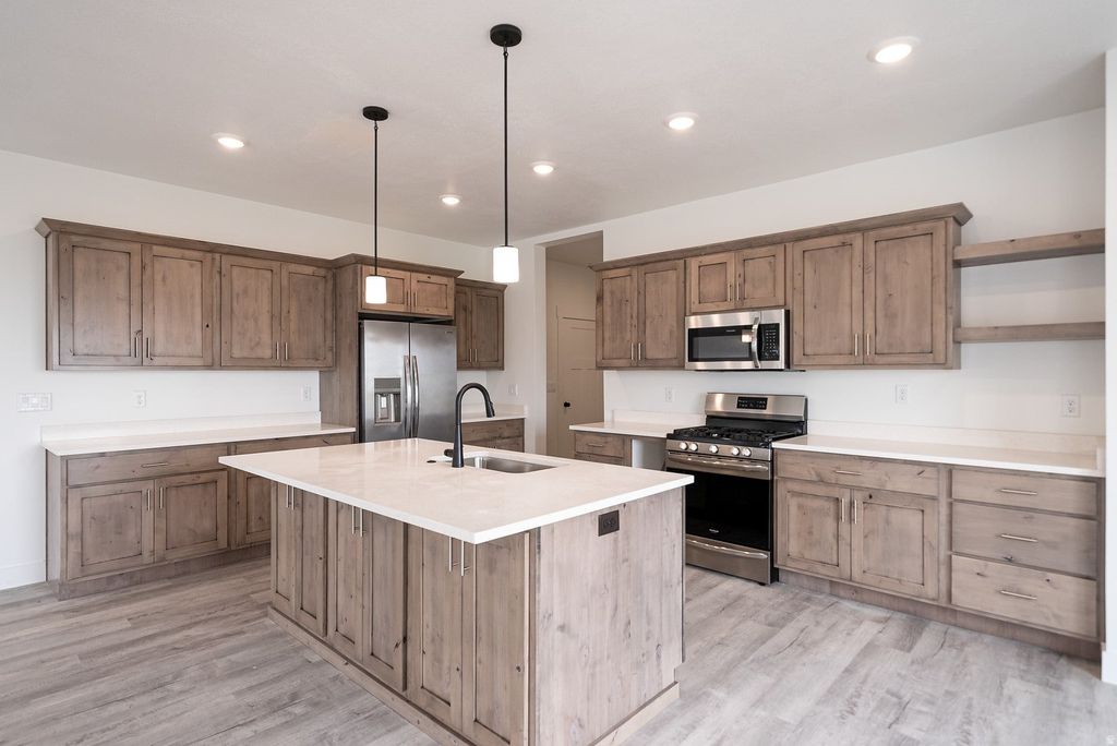 Photo of 729 E 2475 N, North Logan, UT 84341 (MLS # 2148948)