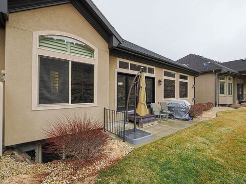 Tiny photo for 1154 E SUNSET DUNES WAY, Draper, UT 84020 (MLS # 2136798)