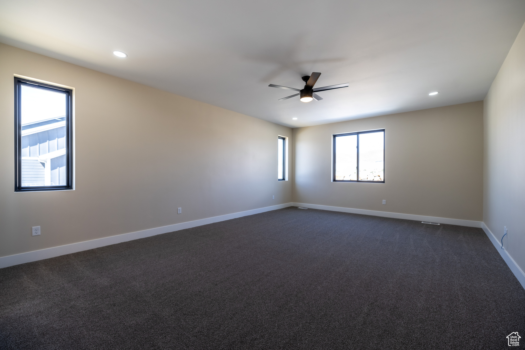 LAKE VIEW ESTATE - Residential