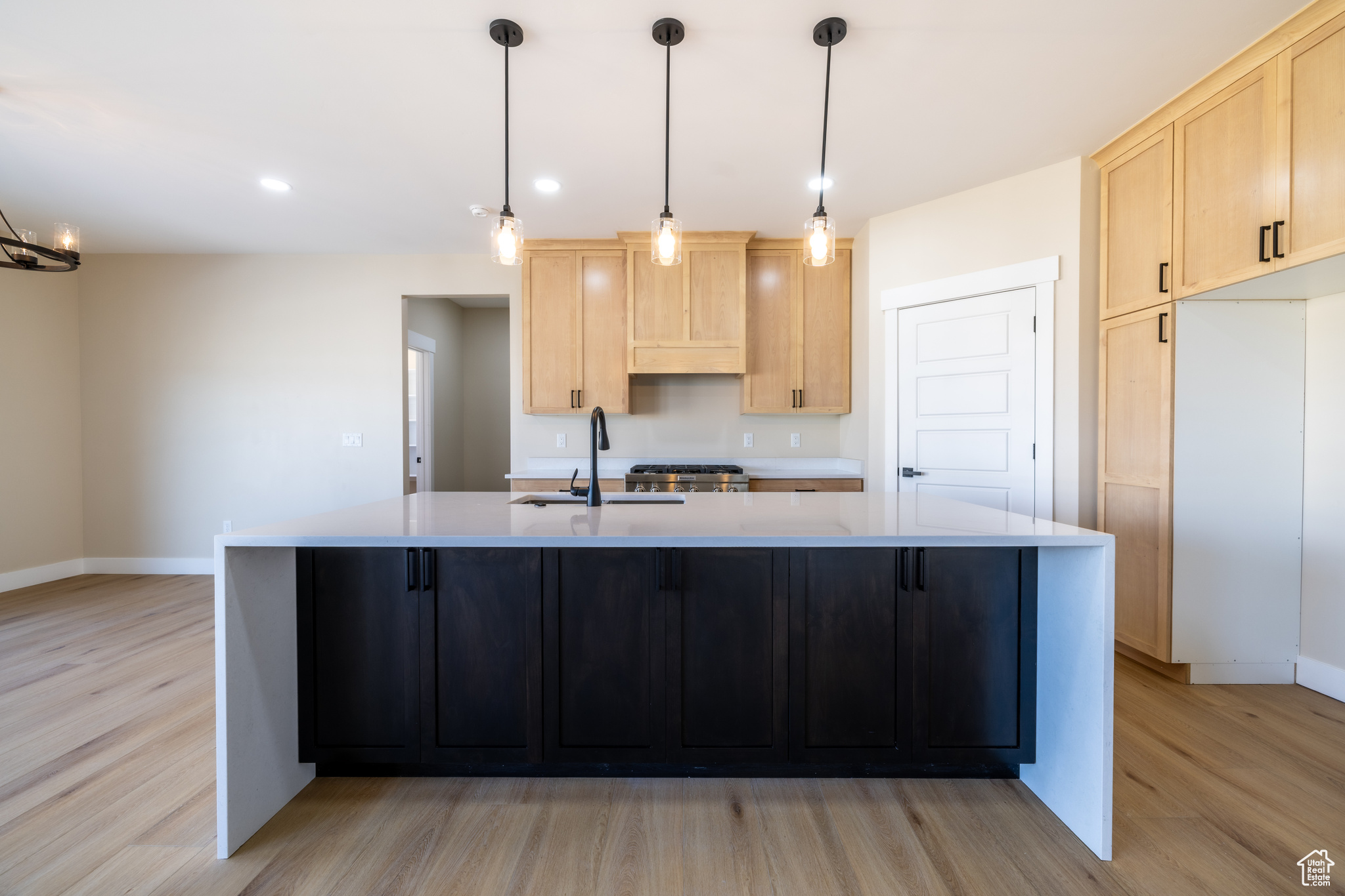 LAKE VIEW ESTATE - Residential