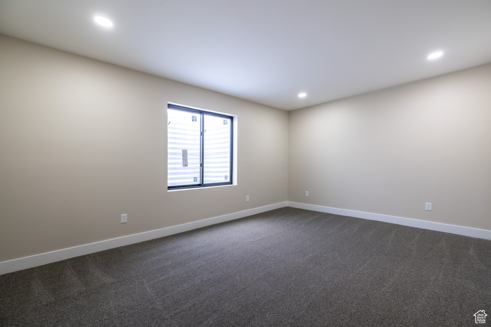 LAKE VIEW ESTATE - Residential