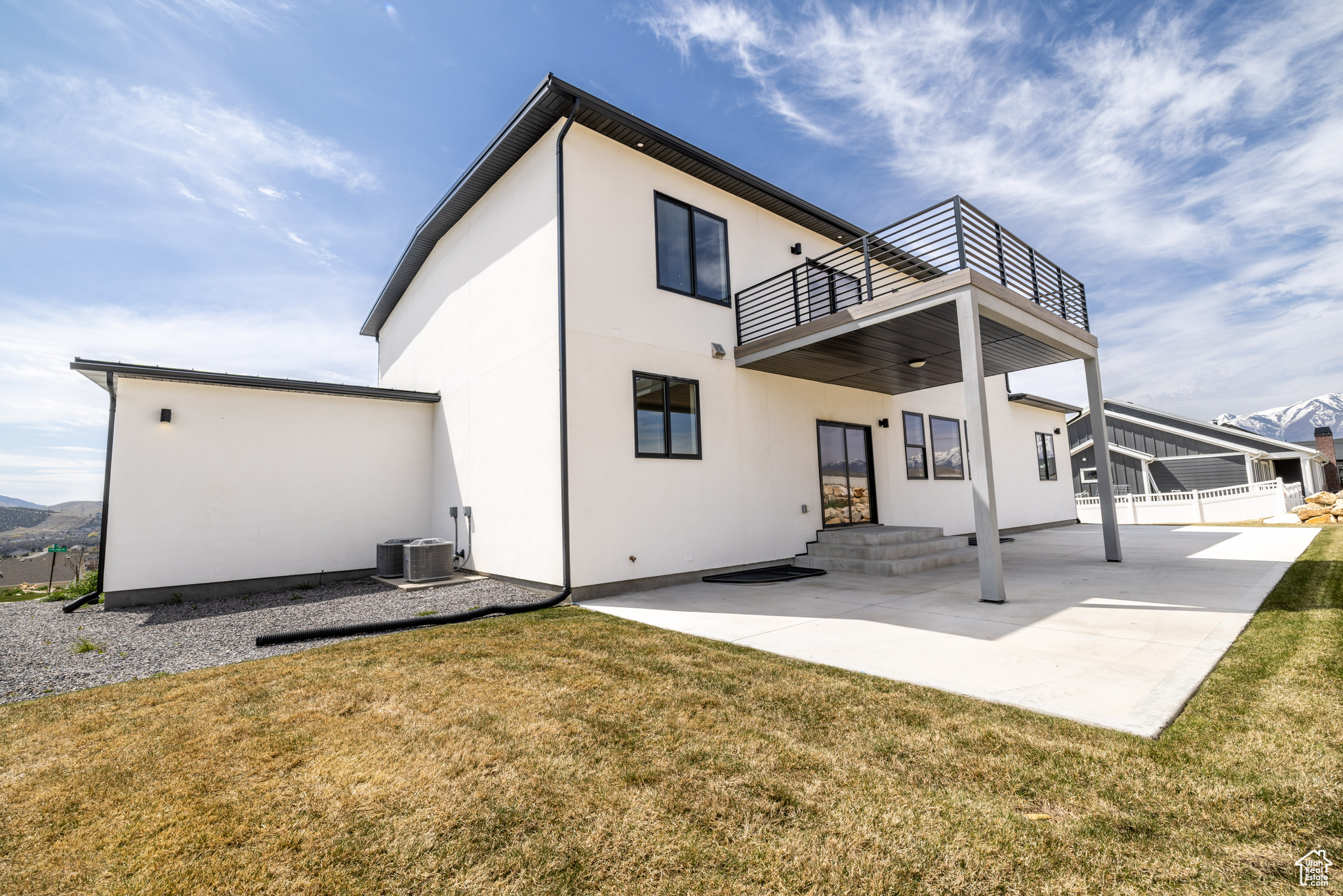 LAKE VIEW ESTATE - Residential