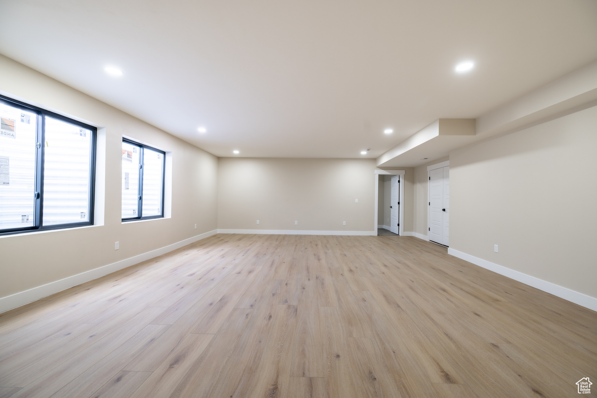 LAKE VIEW ESTATE - Residential