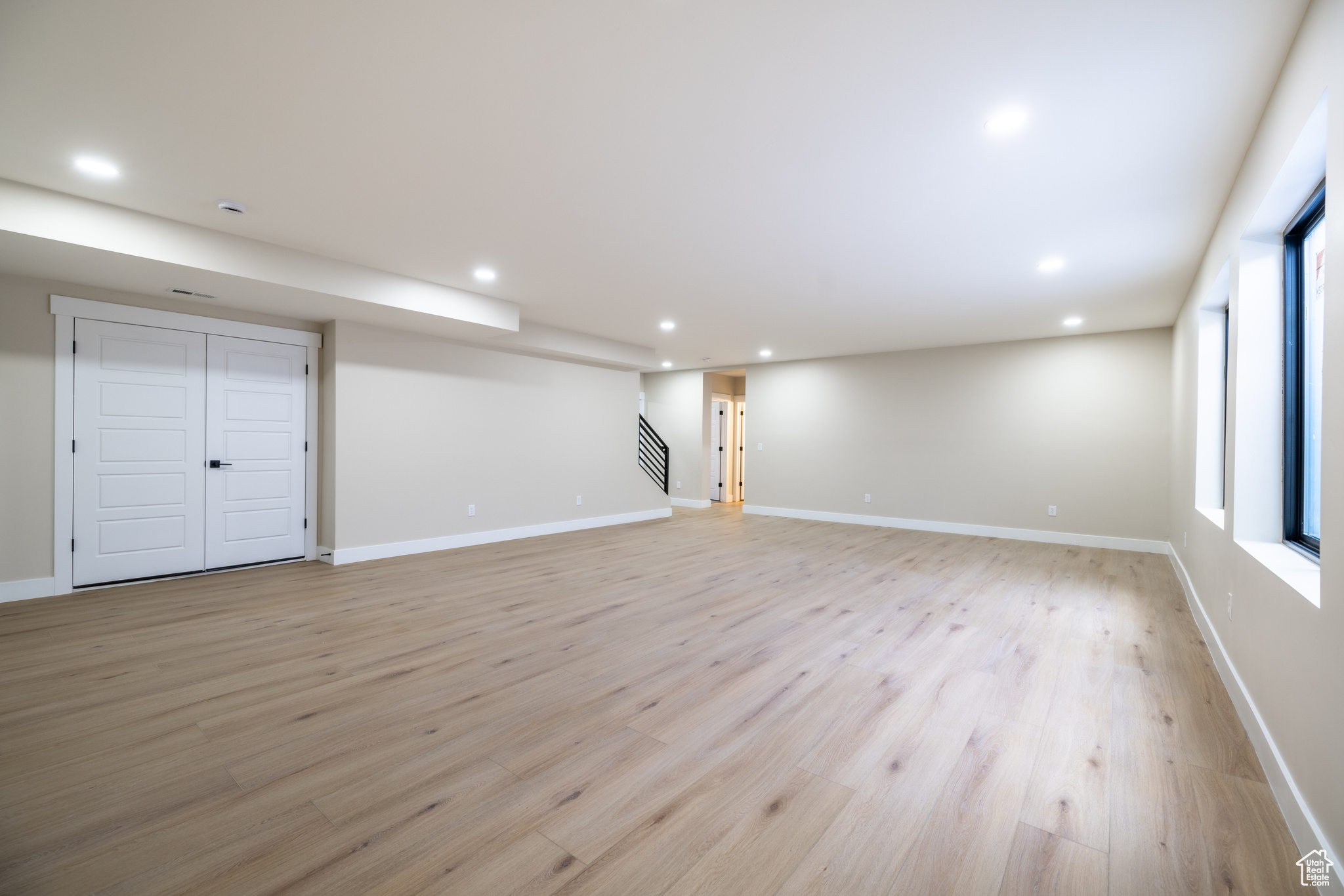 LAKE VIEW ESTATE - Residential