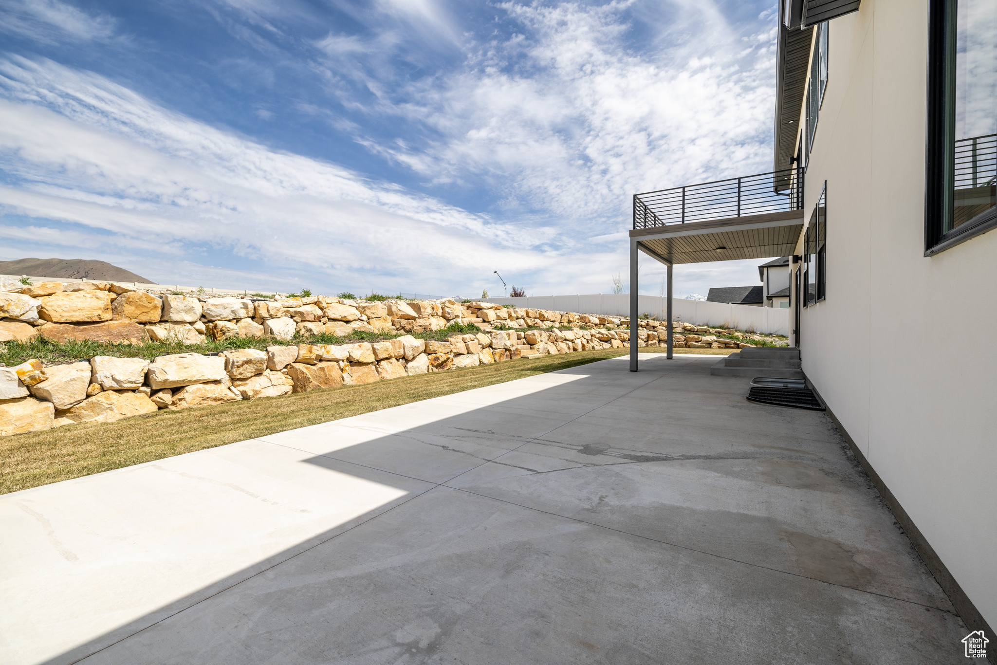 LAKE VIEW ESTATE - Residential