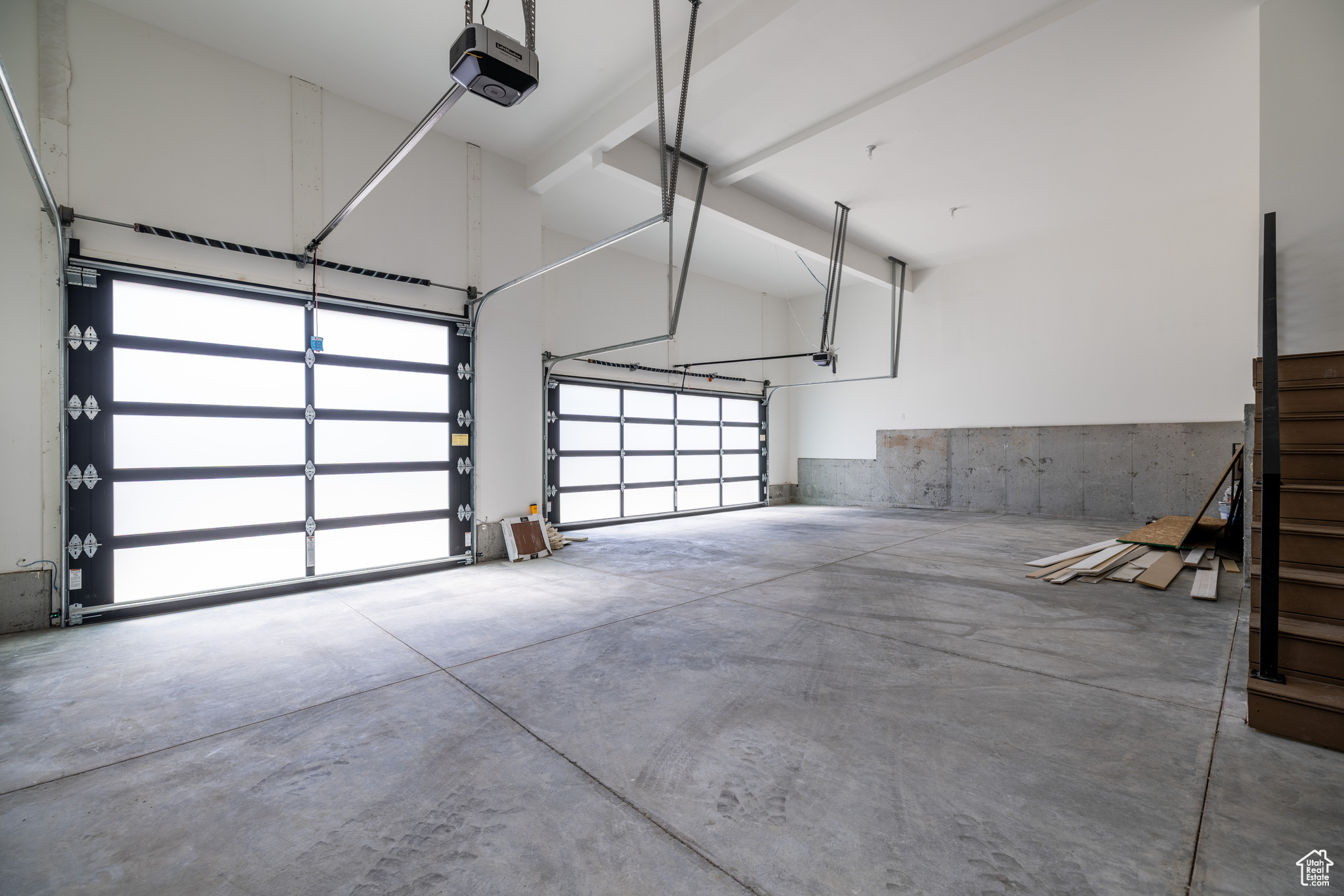 LAKE VIEW ESTATE - Residential