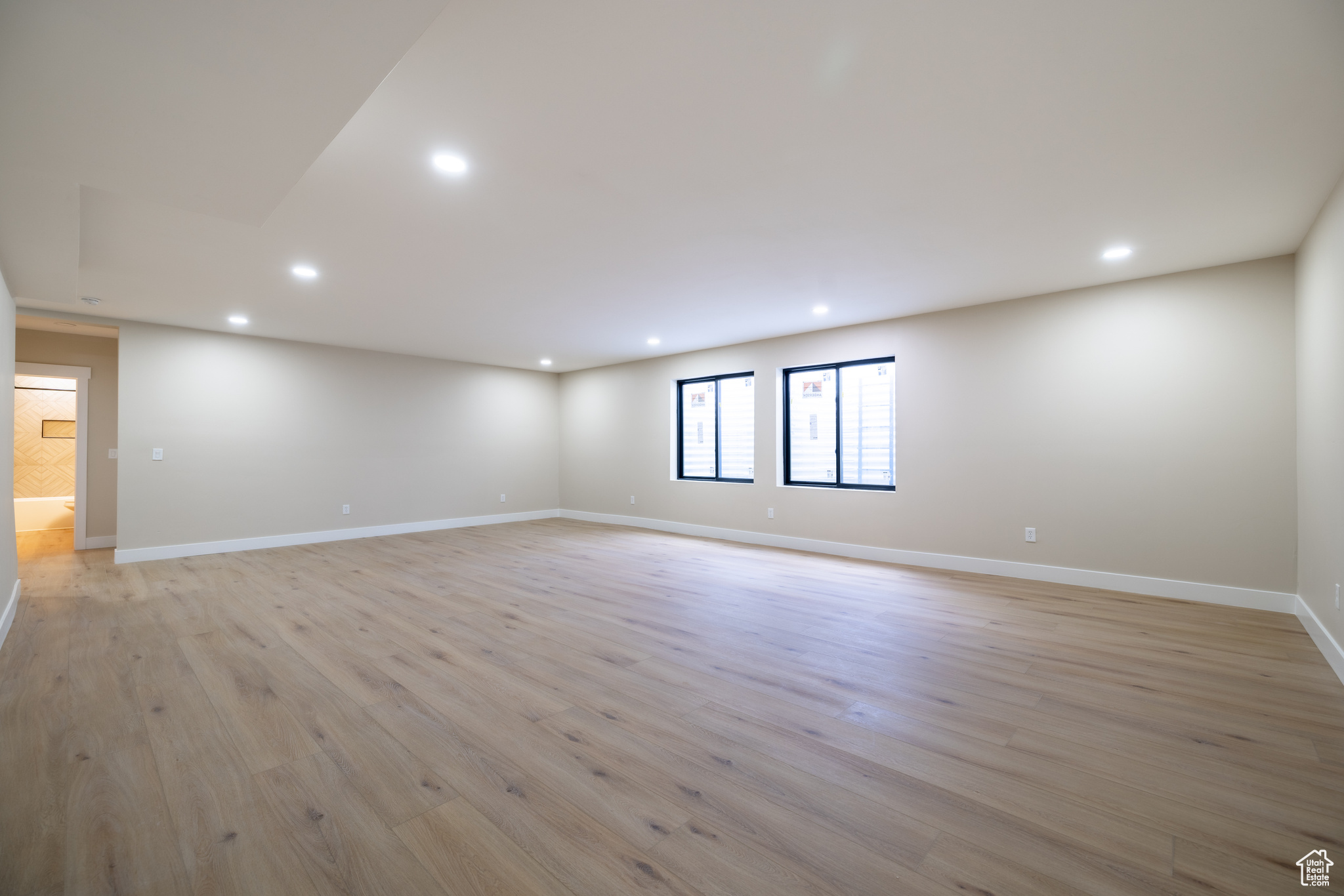 LAKE VIEW ESTATE - Residential