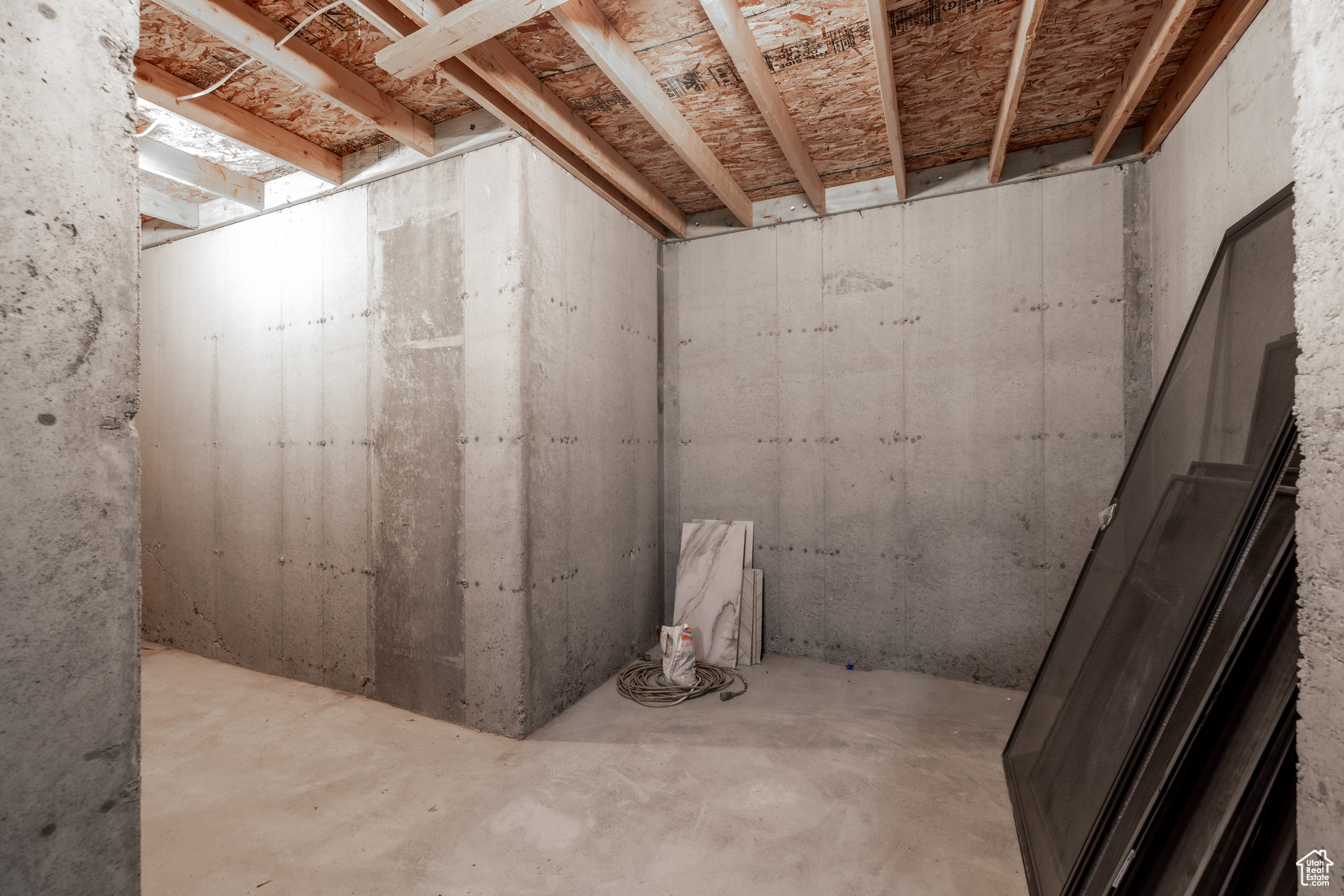 LAKE VIEW ESTATE - Residential