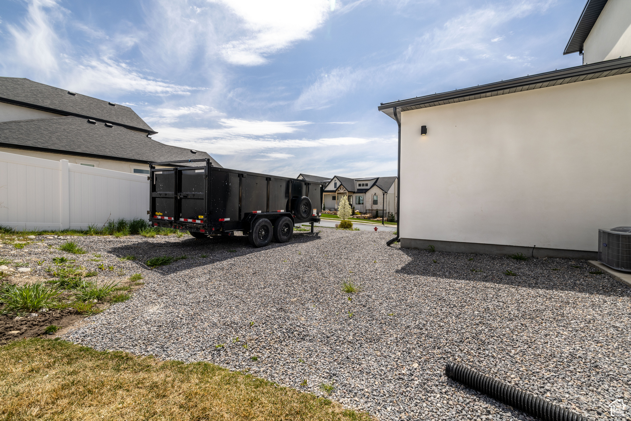 LAKE VIEW ESTATE - Residential