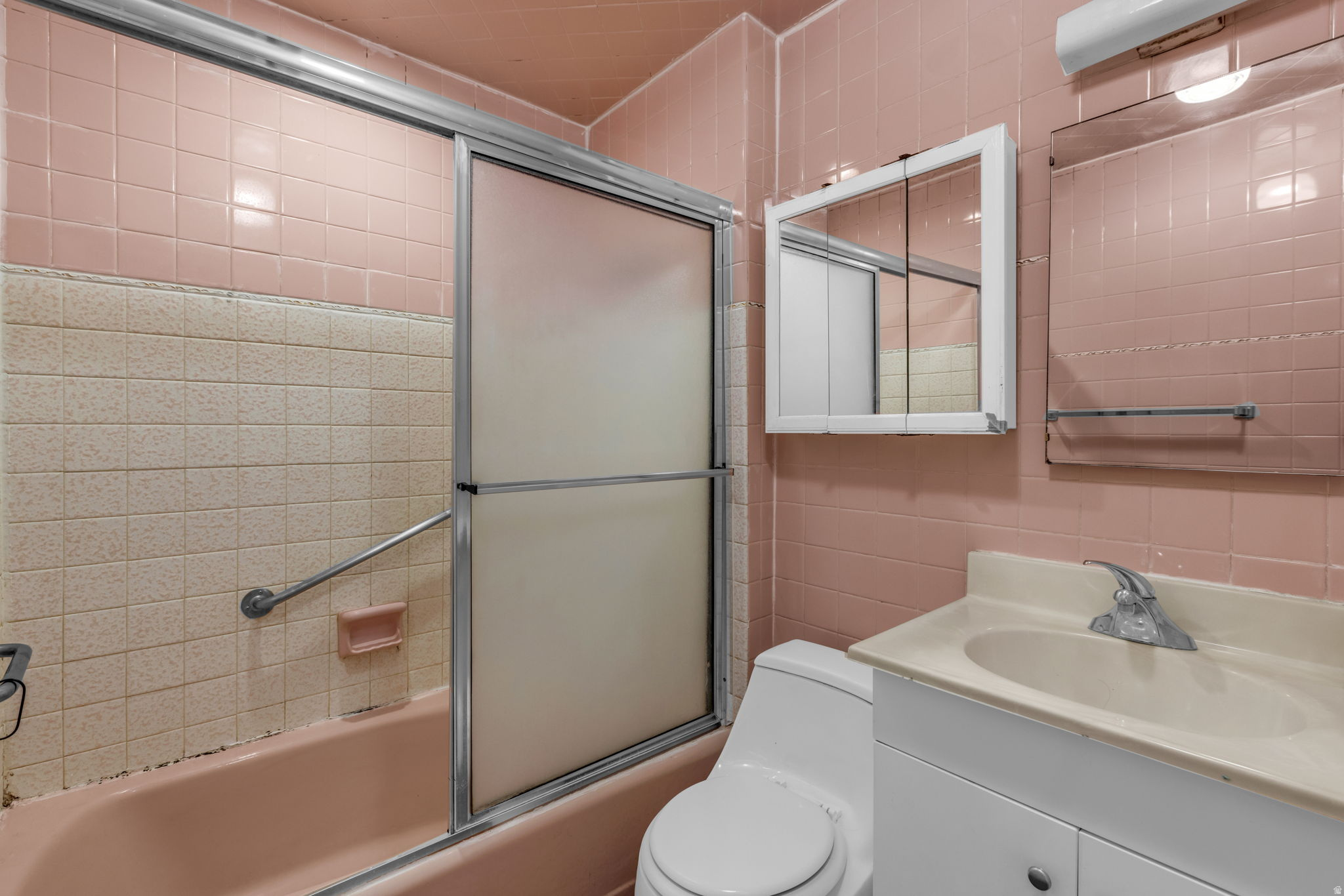 CAPITOL - Residential