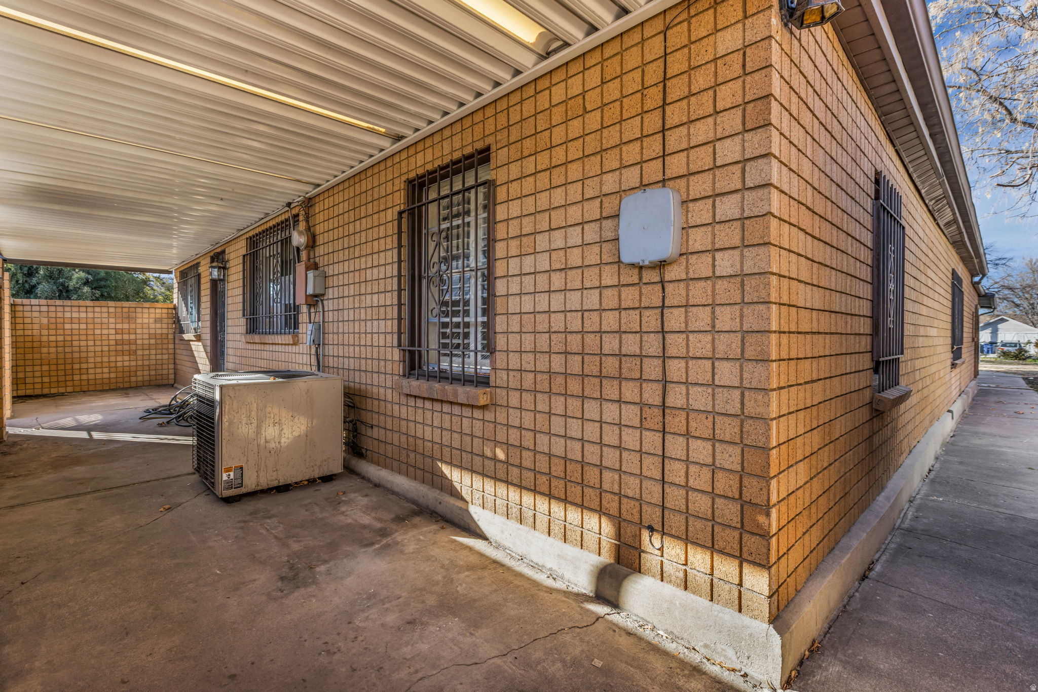 CAPITOL - Residential