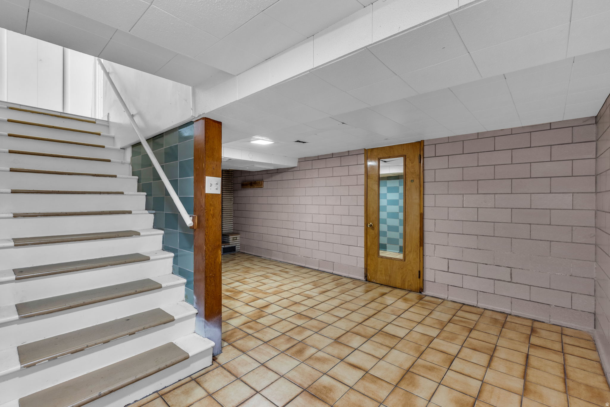 CAPITOL - Residential