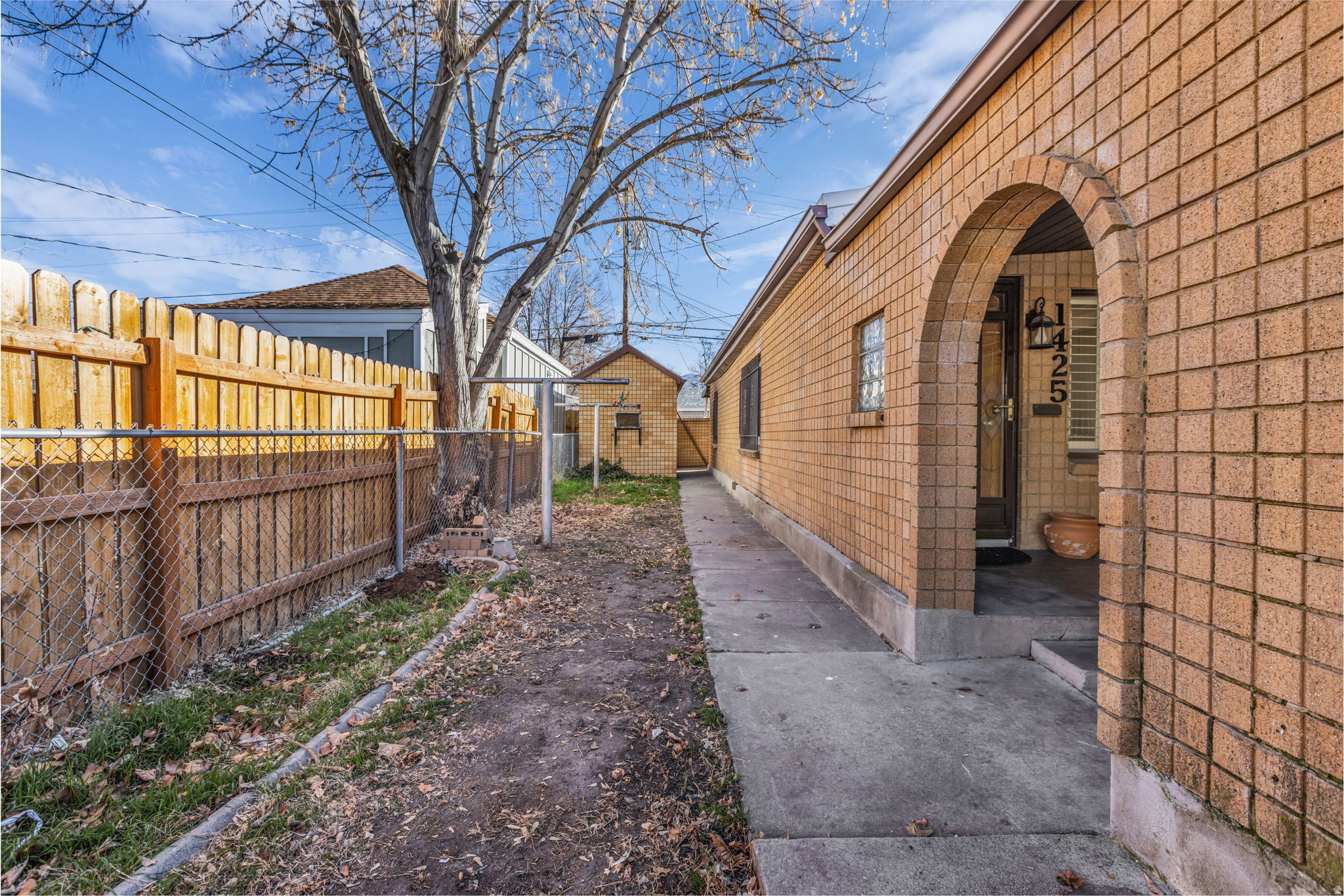 CAPITOL - Residential