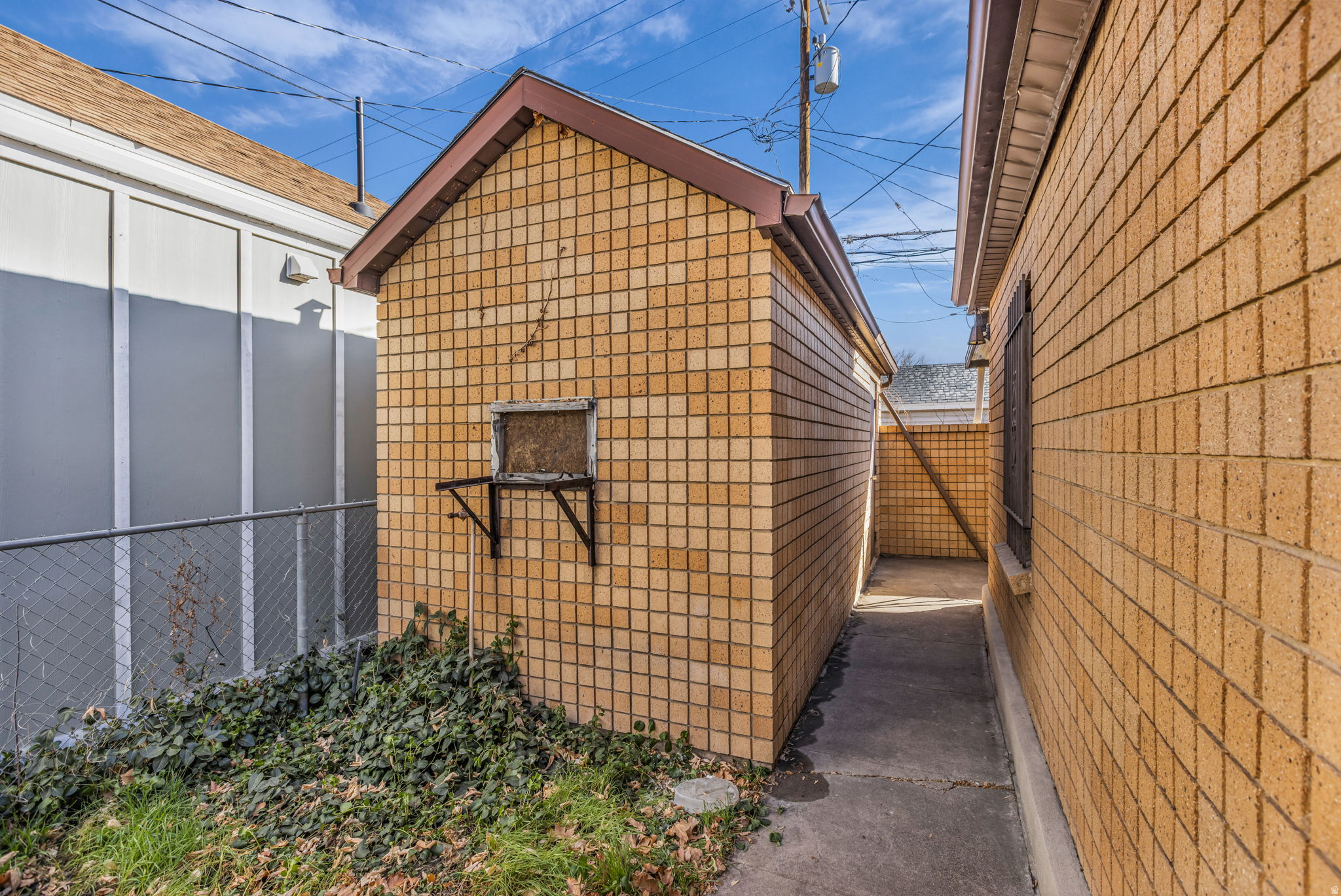 CAPITOL - Residential