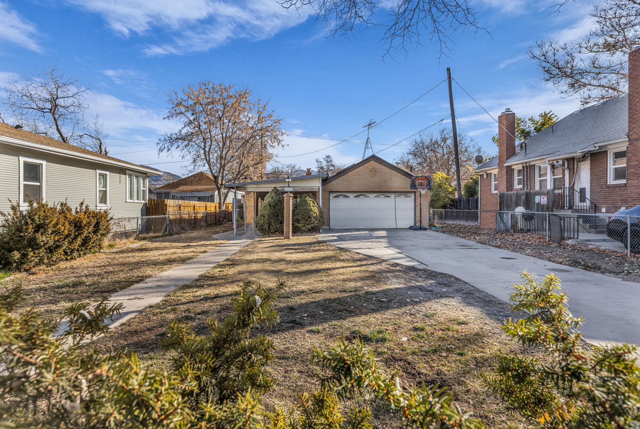 CAPITOL - Residential