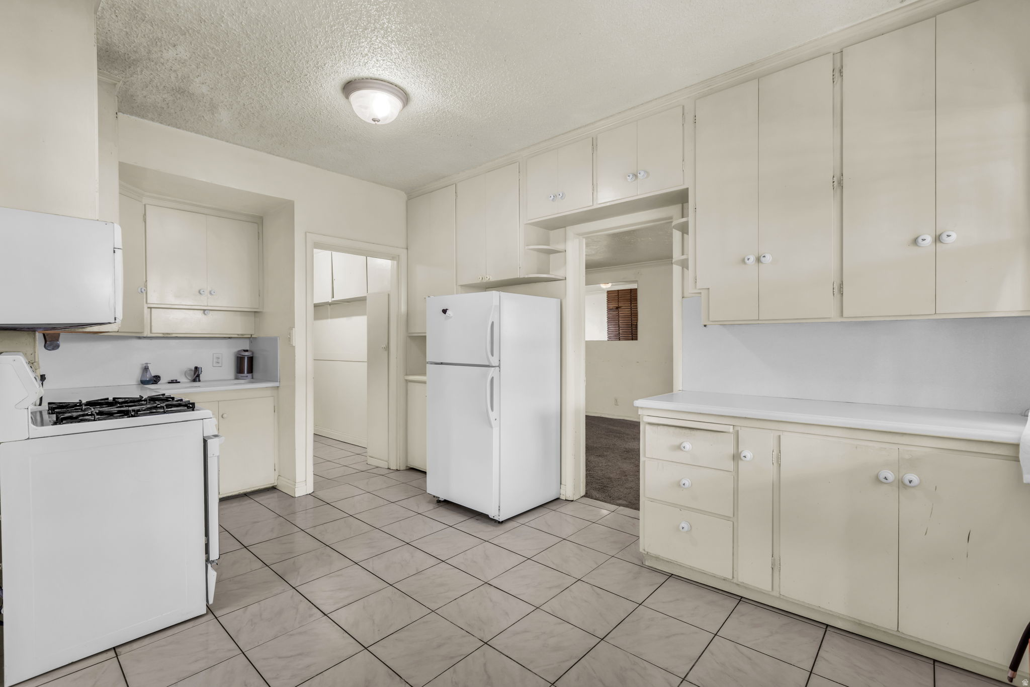 CAPITOL - Residential