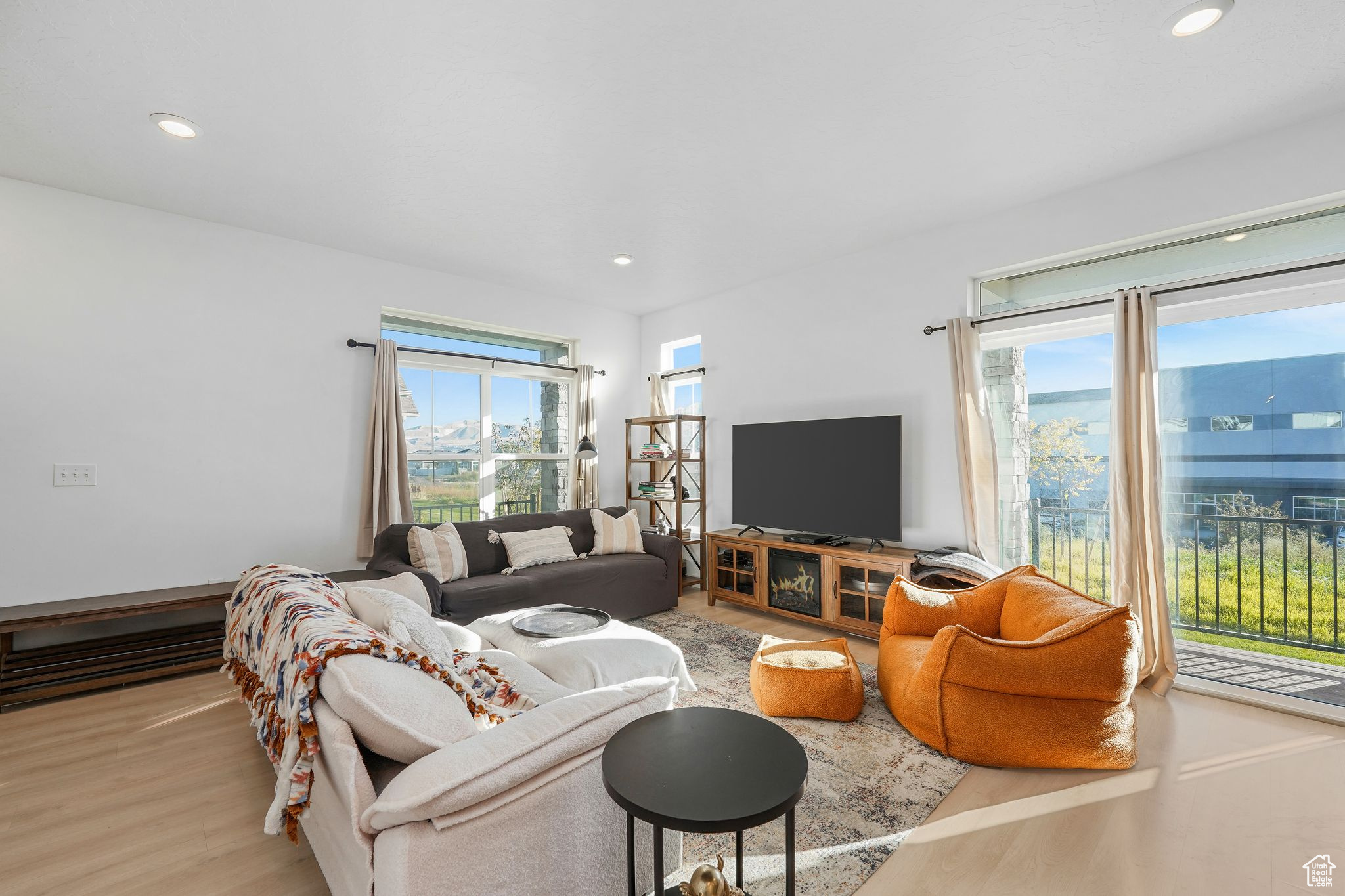 HOLBROOK FARMS - Residential