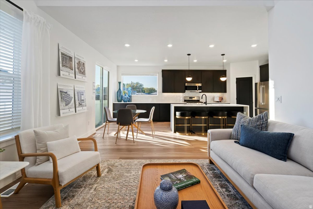 TRAILSIDE RESERVE - Residential Income