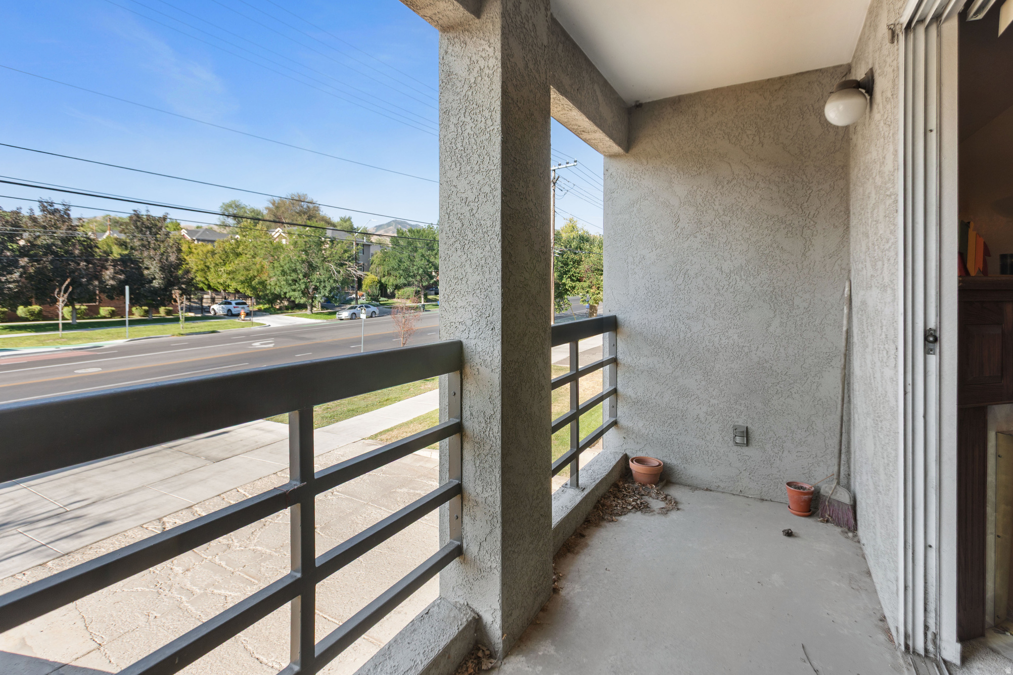 EASTMOOR CONDOS - Residential