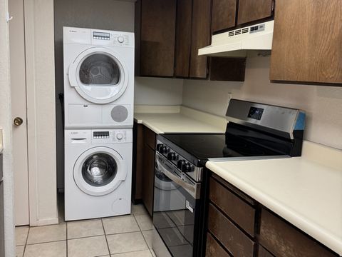 Tiny photo for 207 S 600 E #2E, Salt Lake City, UT 84102 (MLS # 2127531)