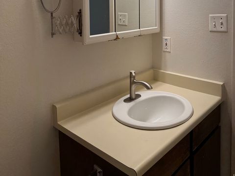 Tiny photo for 207 S 600 E #2E, Salt Lake City, UT 84102 (MLS # 2127531)