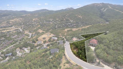 Tiny photo for 2461 S MAPLE HILLS DR E #24, Bountiful, UT 84010 (MLS # 2179165)