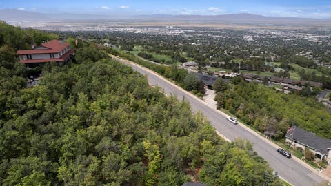 Tiny photo for 2461 S MAPLE HILLS DR E #24, Bountiful, UT 84010 (MLS # 2179165)
