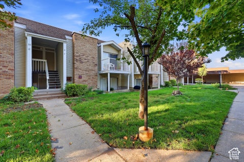 Tiny photo for 17 E 400 N #17, Bountiful, UT 84010 (MLS # 2188286)