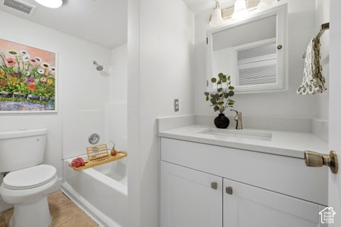 Tiny photo for 17 E 400 N #17, Bountiful, UT 84010 (MLS # 2188286)