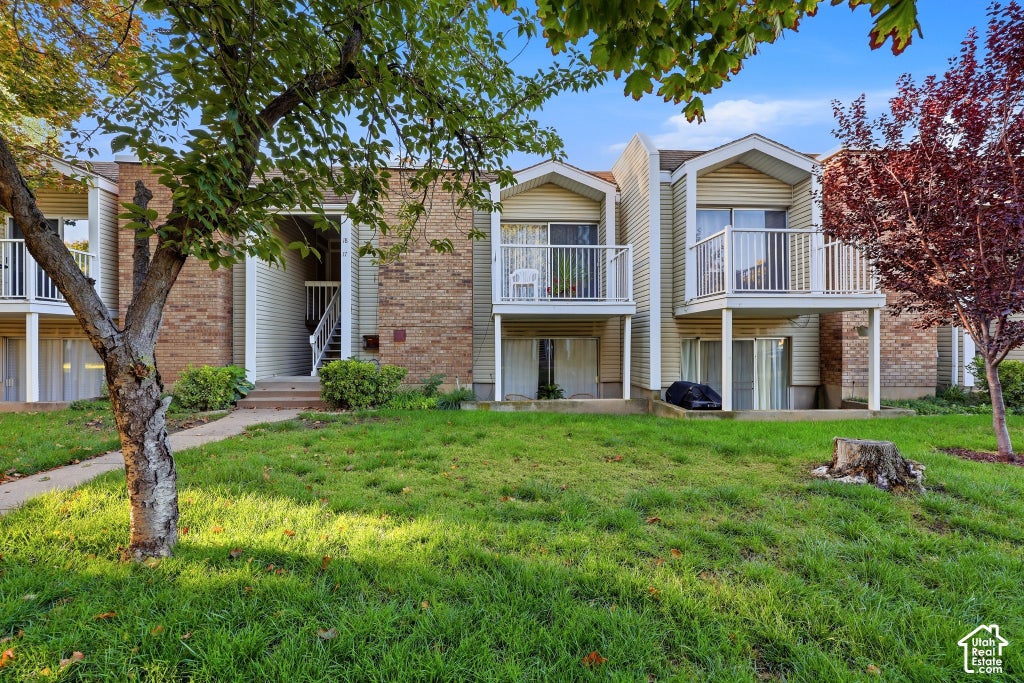 Photo of 17 E 400 N #17, Bountiful, UT 84010 (MLS # 2188286)