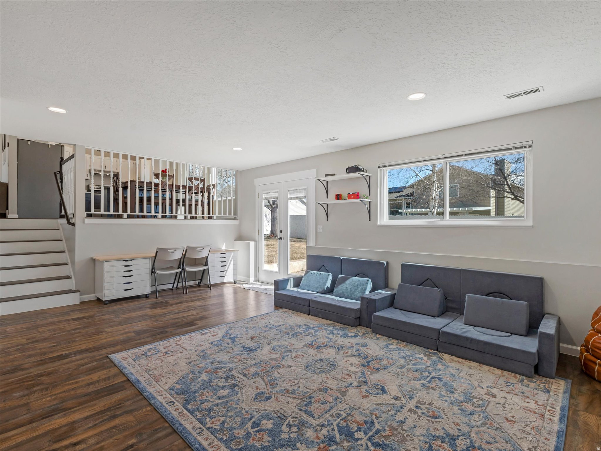 PLEASANT HILLS - Residential