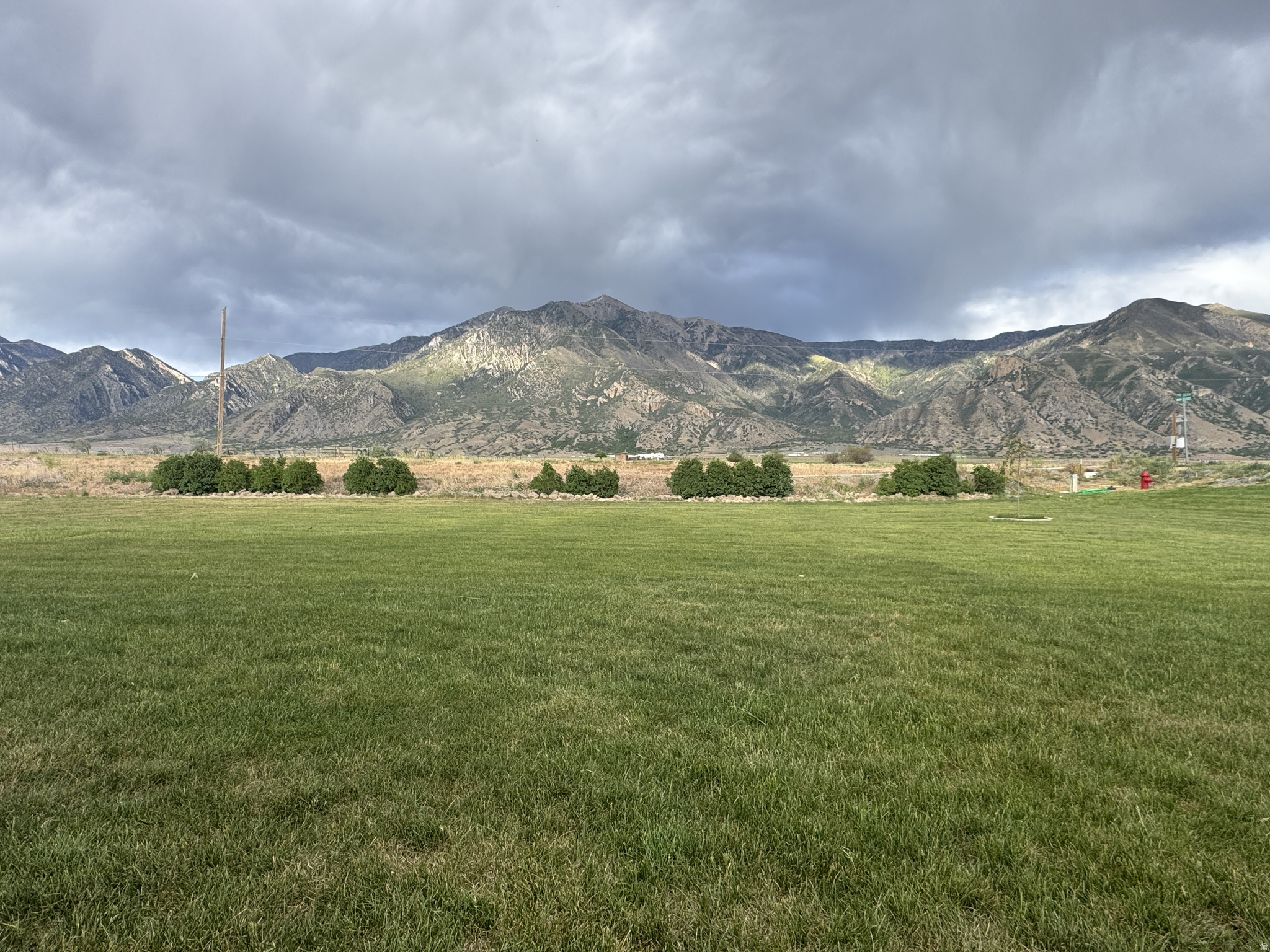 THE MOUNTAIN VIEW ES - Residential