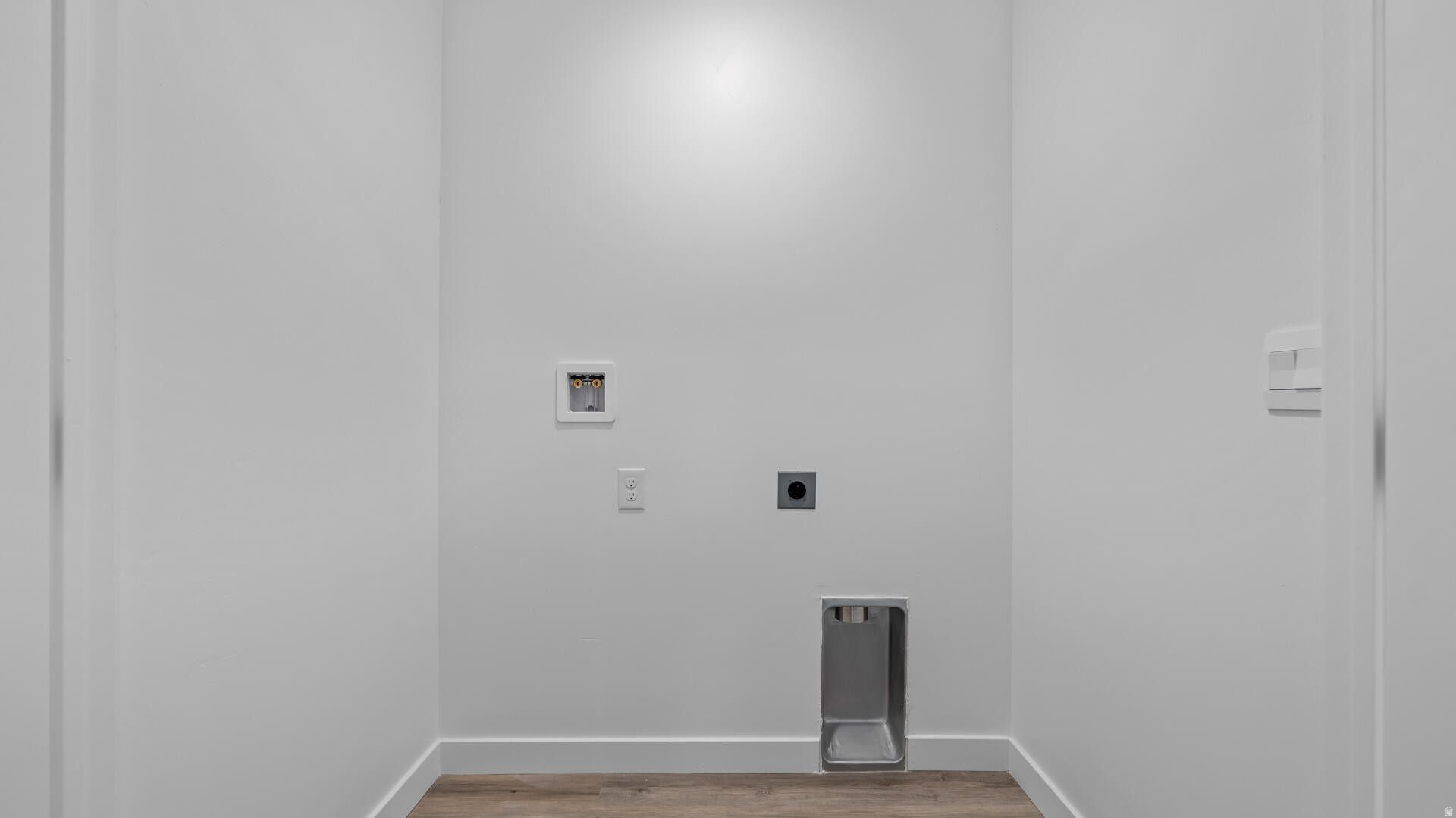 IRON TOP AT LONG VALLEY - Residential