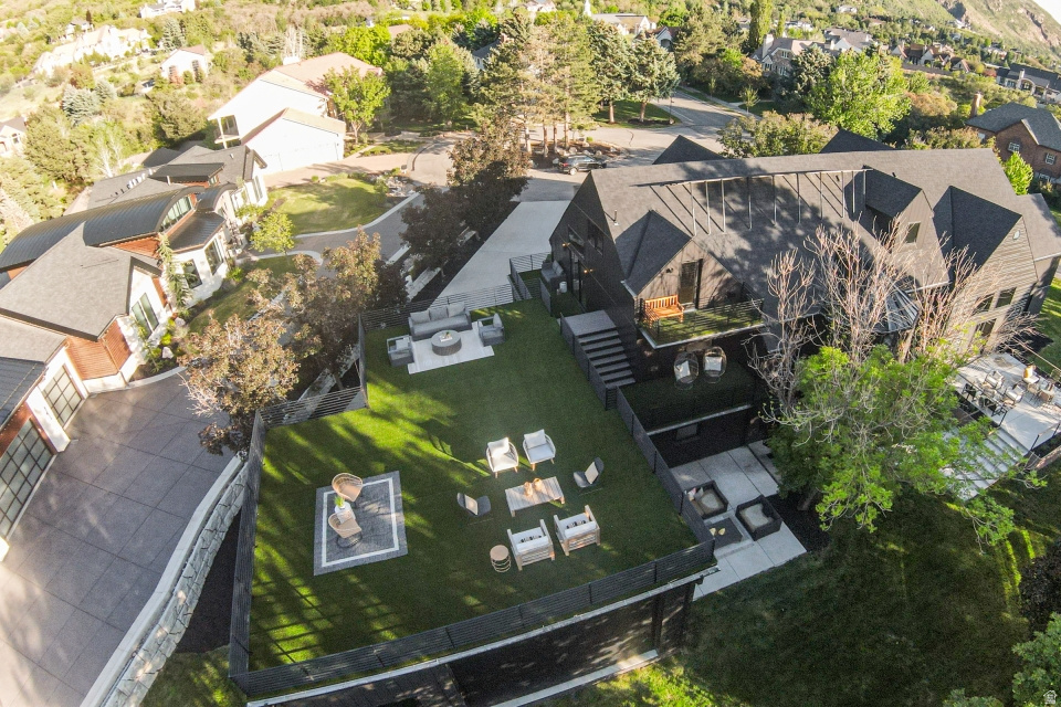 PEPPERWOOD - Residential