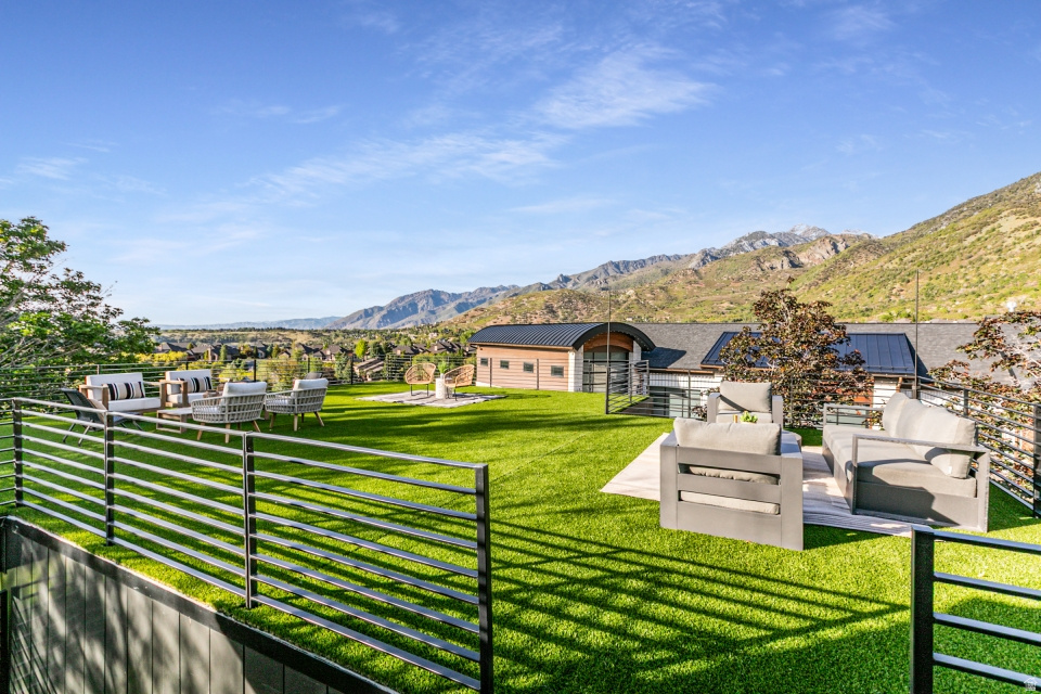 PEPPERWOOD - Residential